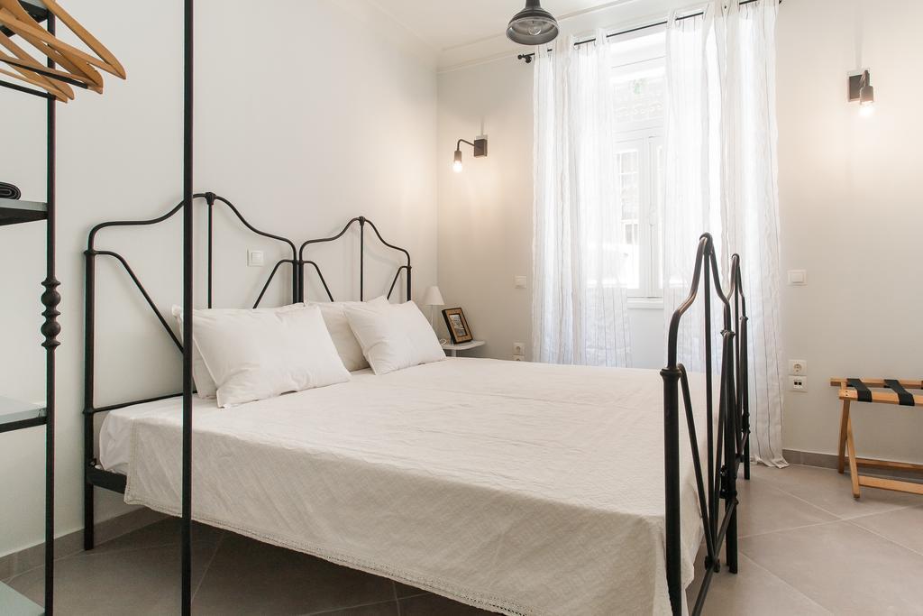 1930'S Athenian House By Yha Atenas Exterior foto